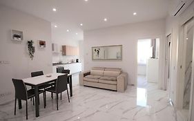 Chiaia Arcoleo House - Anita